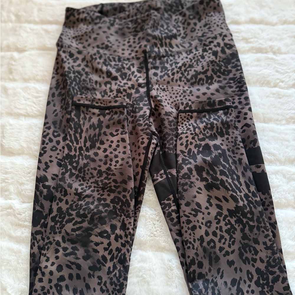Wild Patterned Women's Leggings